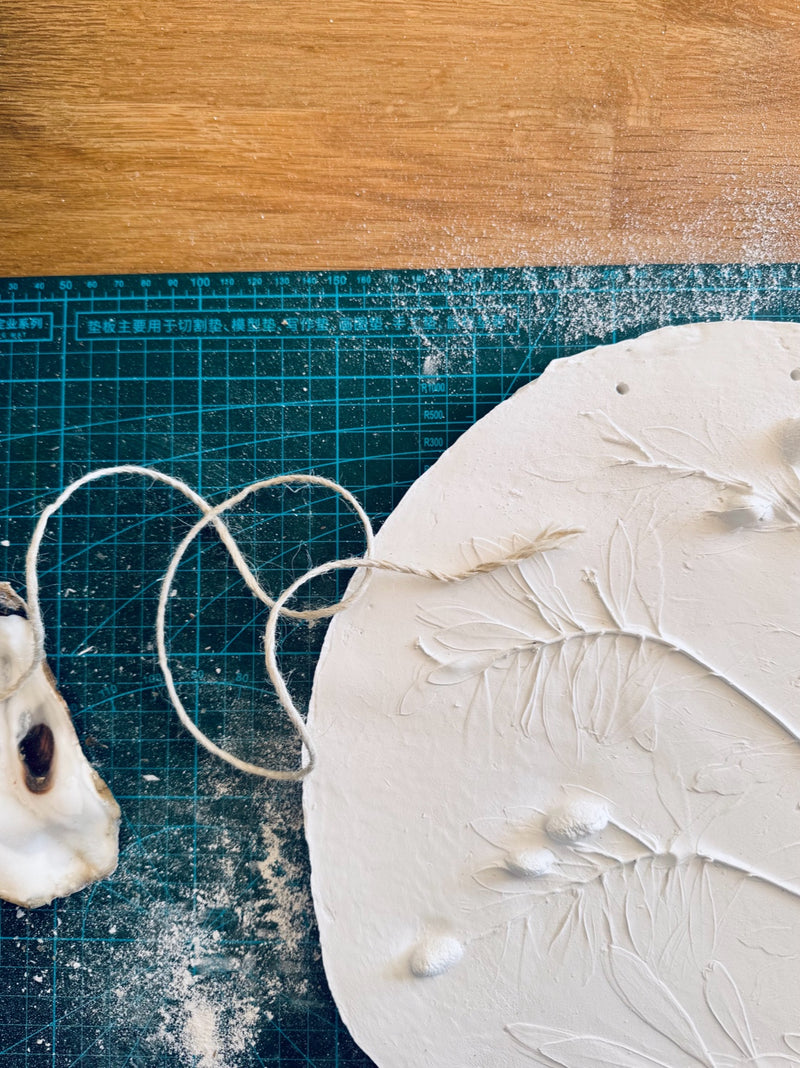 Frühlings-Workshop: Gips-Relief